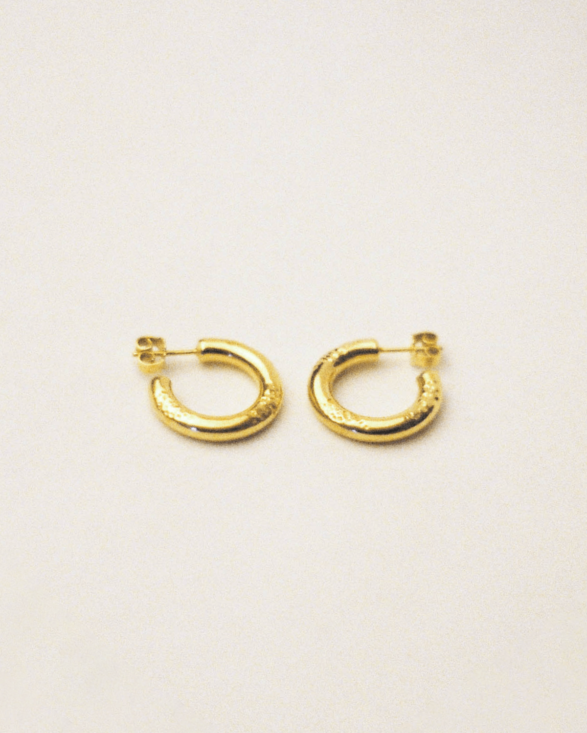 Raw Small Hoops - Guldbelagt